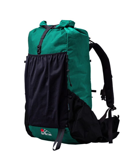 Triple Crown (cadmium green) Triple Crown (cadmium green)